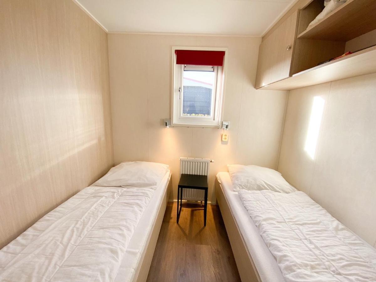 Kindvriendelijk Chalet Voor 6 Personen Se05 Serooskerke  Exteriér fotografie