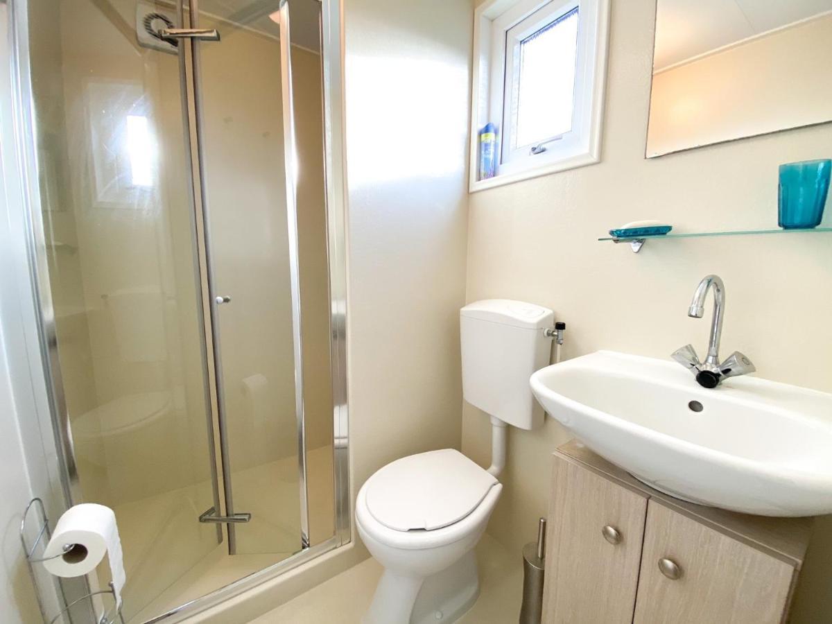 Kindvriendelijk Chalet Voor 6 Personen Se05 Serooskerke  Exteriér fotografie